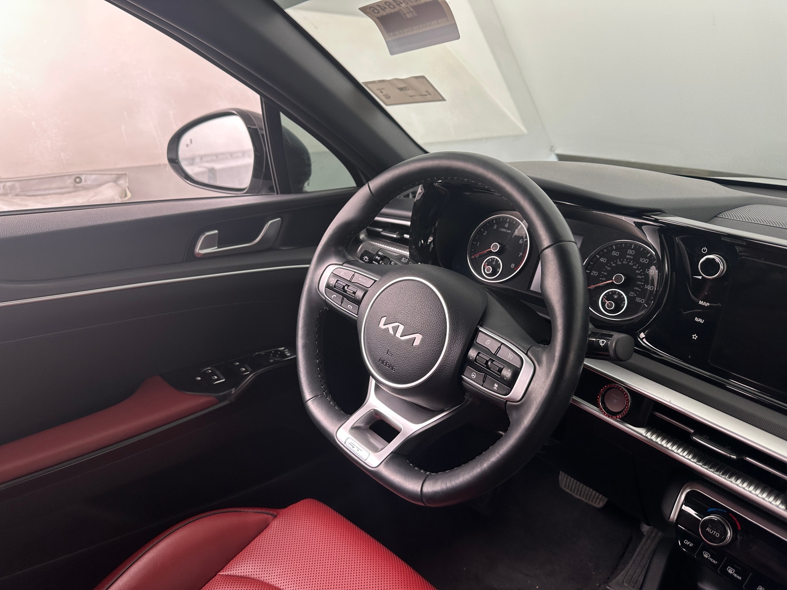 Thumbnail: 2023 Kia K5 - 4