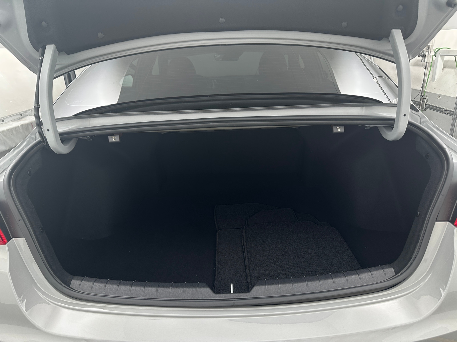 Thumbnail: 2023 Kia K5 - 6