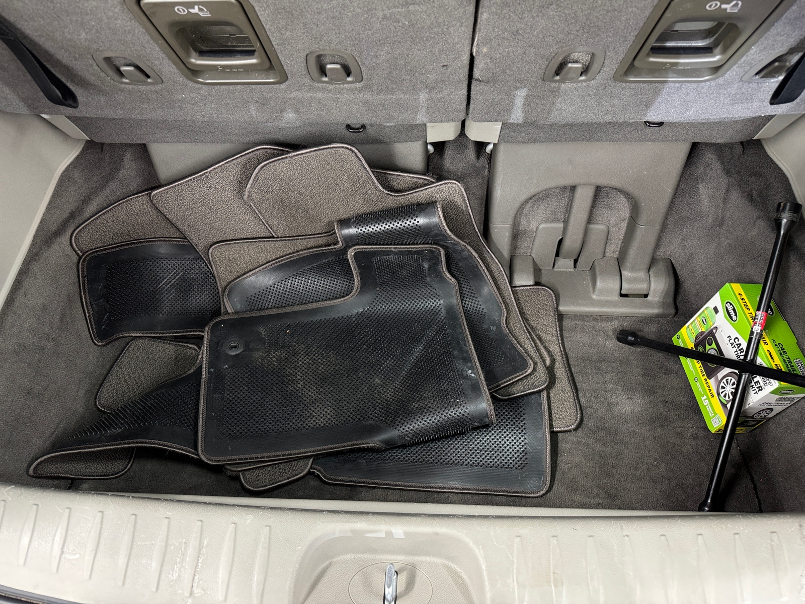 Thumbnail: 2018 Kia Sedona - 7