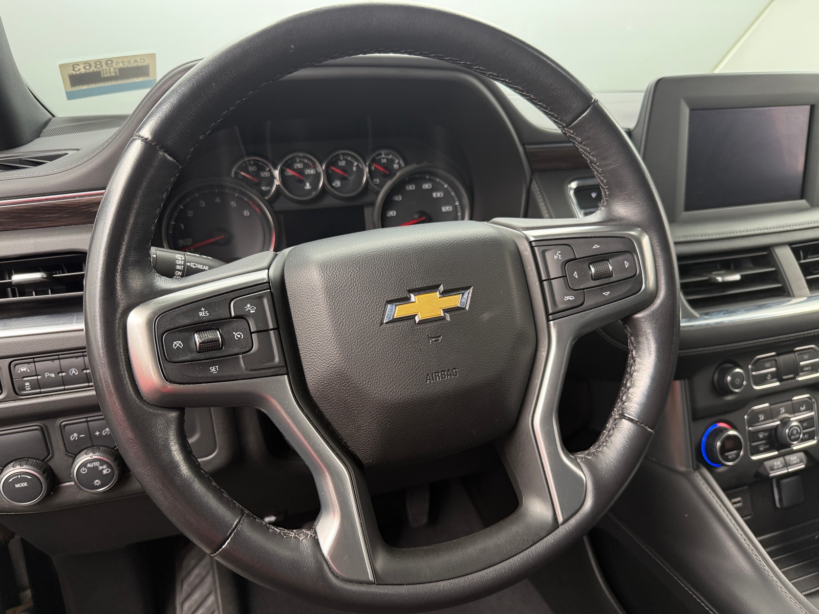 Thumbnail: 2022 Chevrolet Tahoe - 5