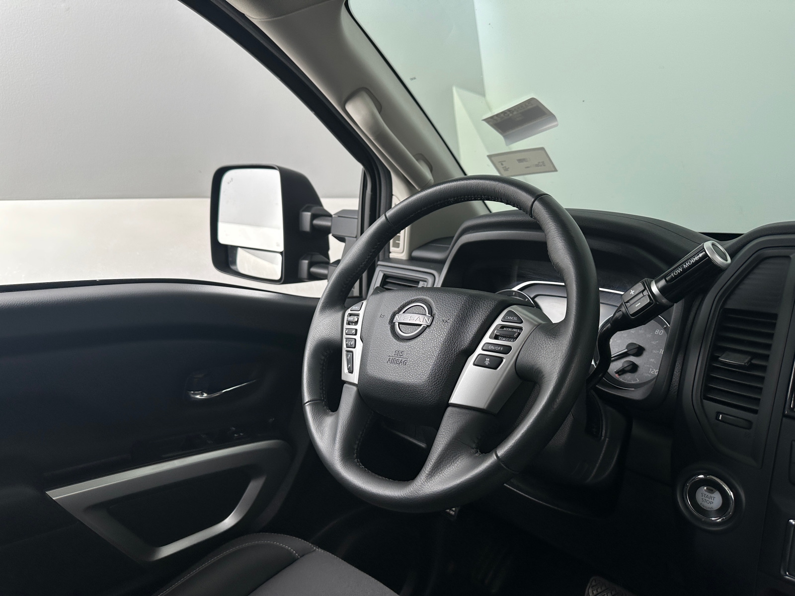 Thumbnail: 2024 Nissan Titan - 5