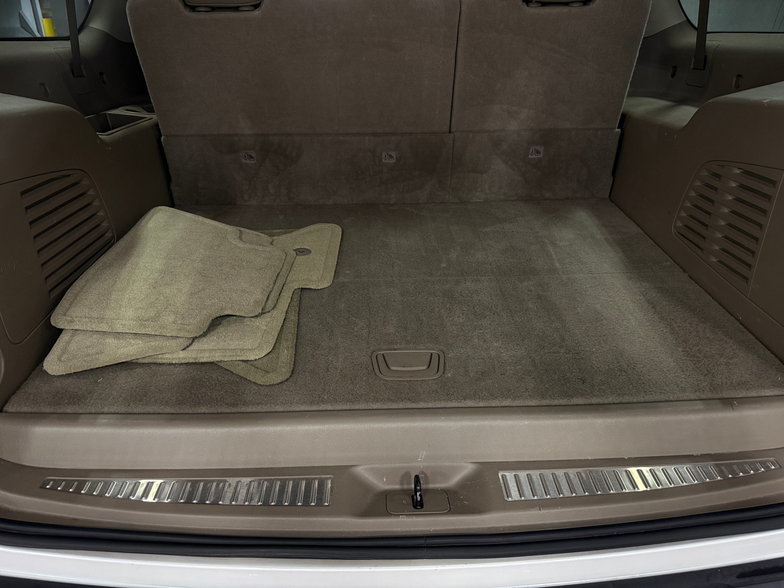 Thumbnail: 2016 GMC Yukon XL - 6