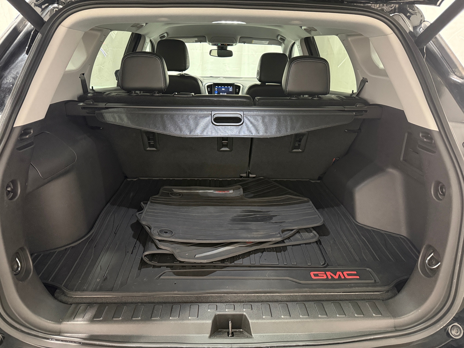 Thumbnail: 2022 GMC Terrain - 6