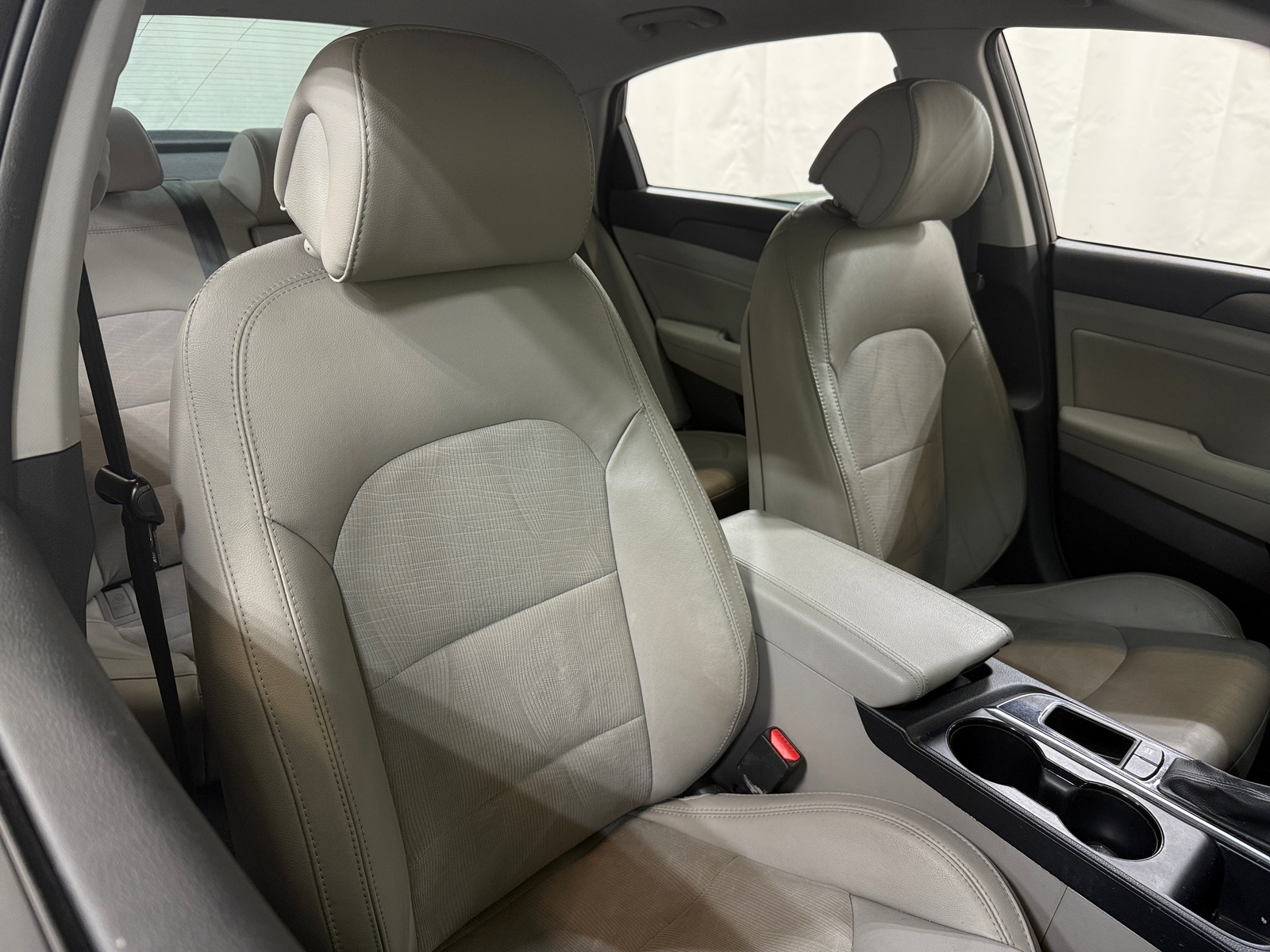 Thumbnail: 2017 Hyundai Sonata - 2