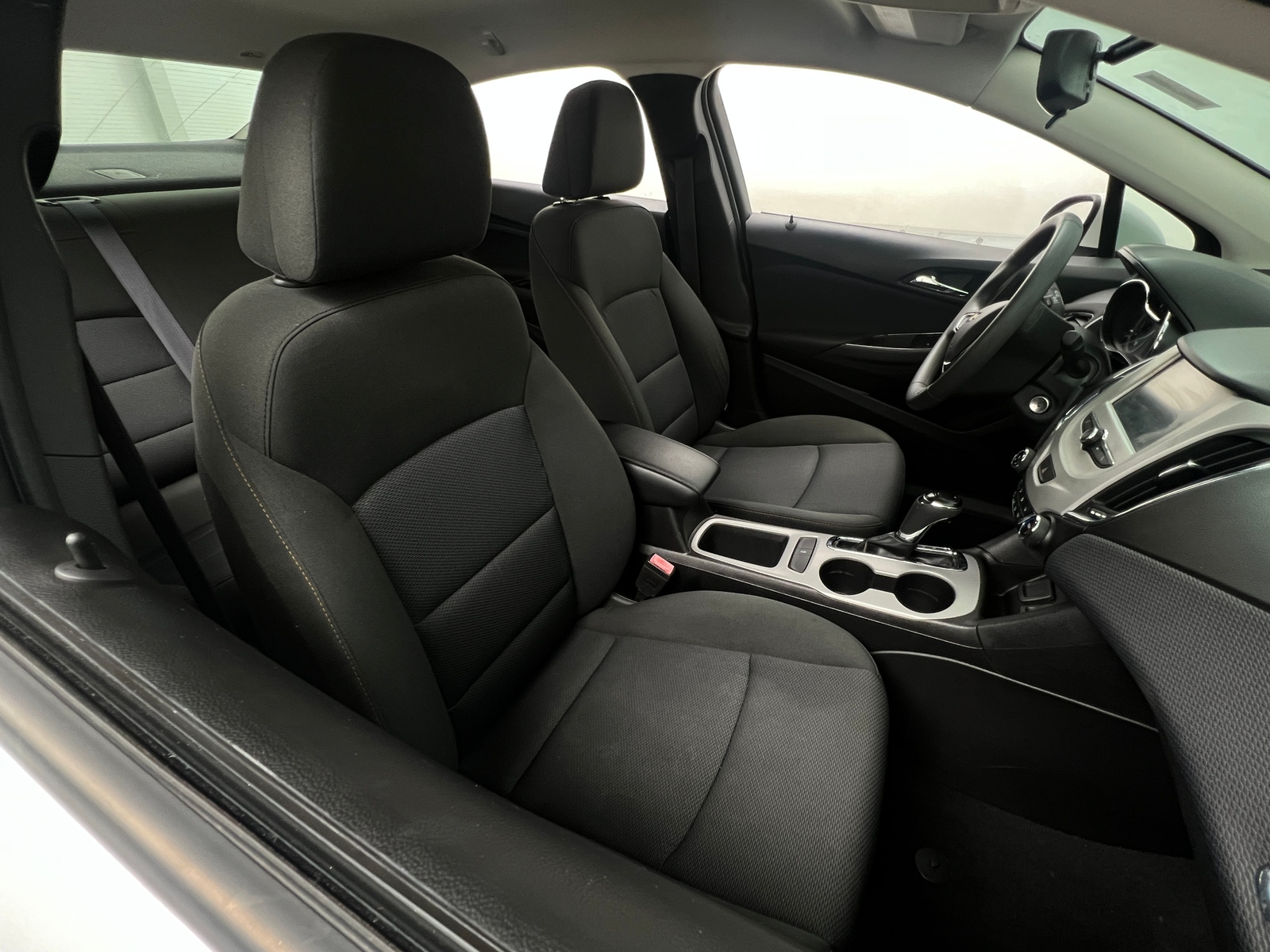 Thumbnail: 2016 Chevrolet Cruze - 2