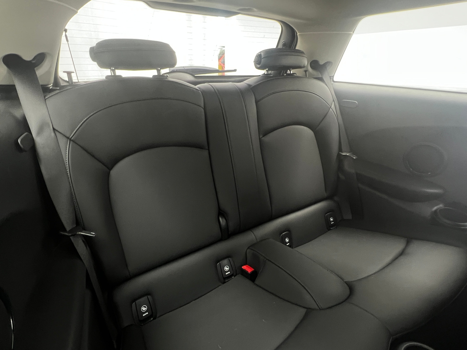 Thumbnail: 2022 MINI Cooper Hardtop - 5