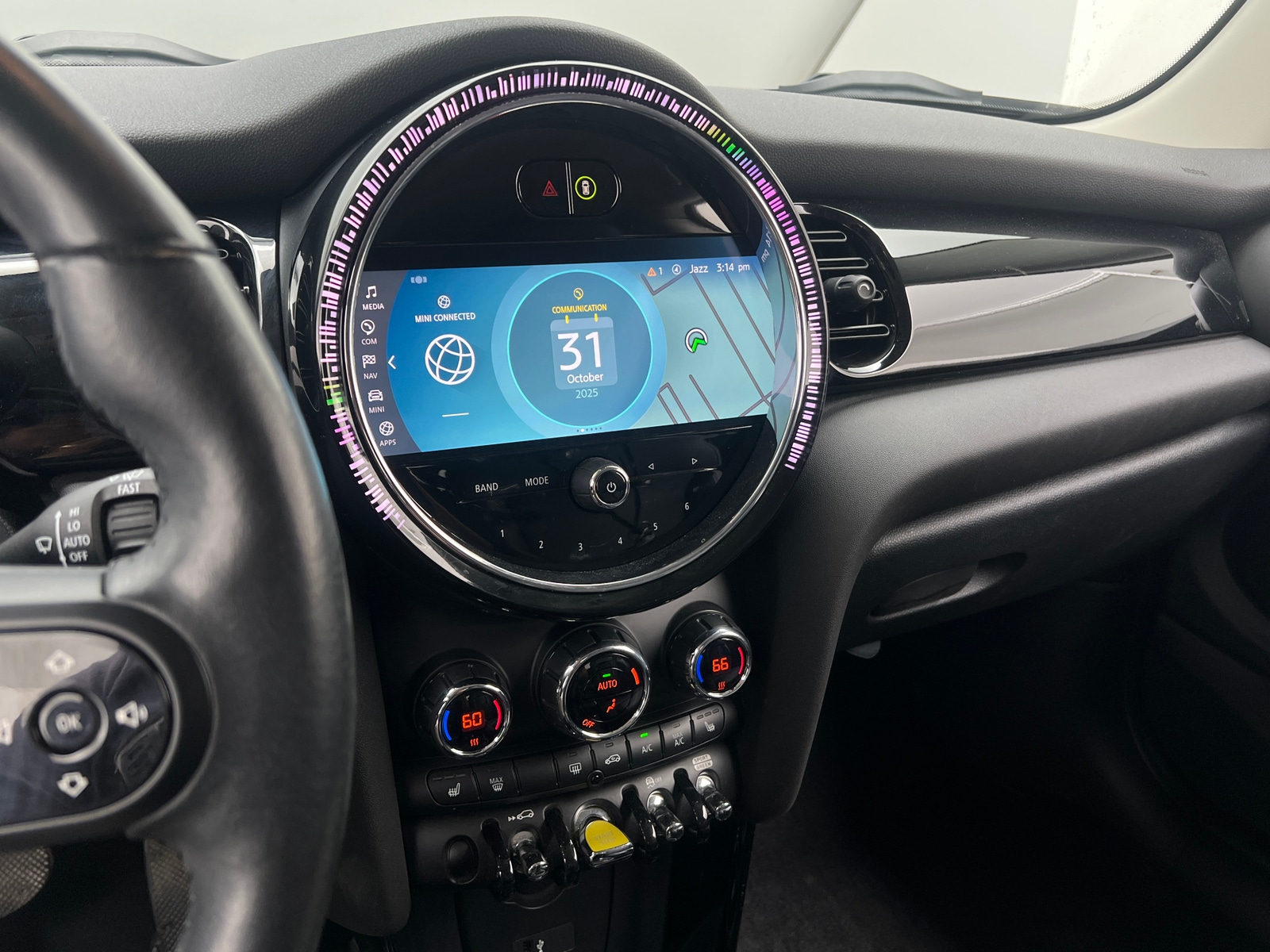 Thumbnail: 2022 MINI Cooper Hardtop - 3