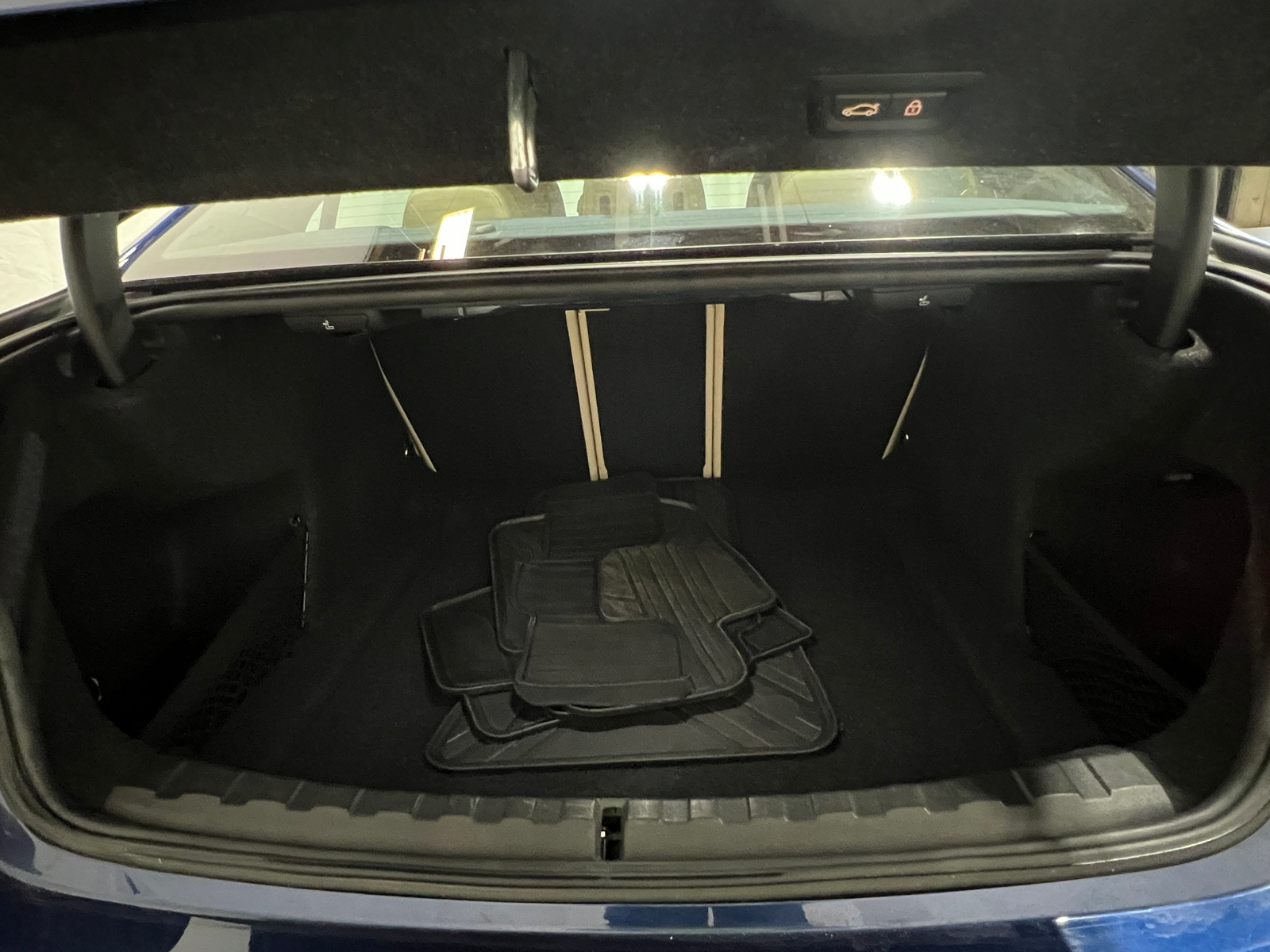 Thumbnail: 2019 BMW 3 Series - 6