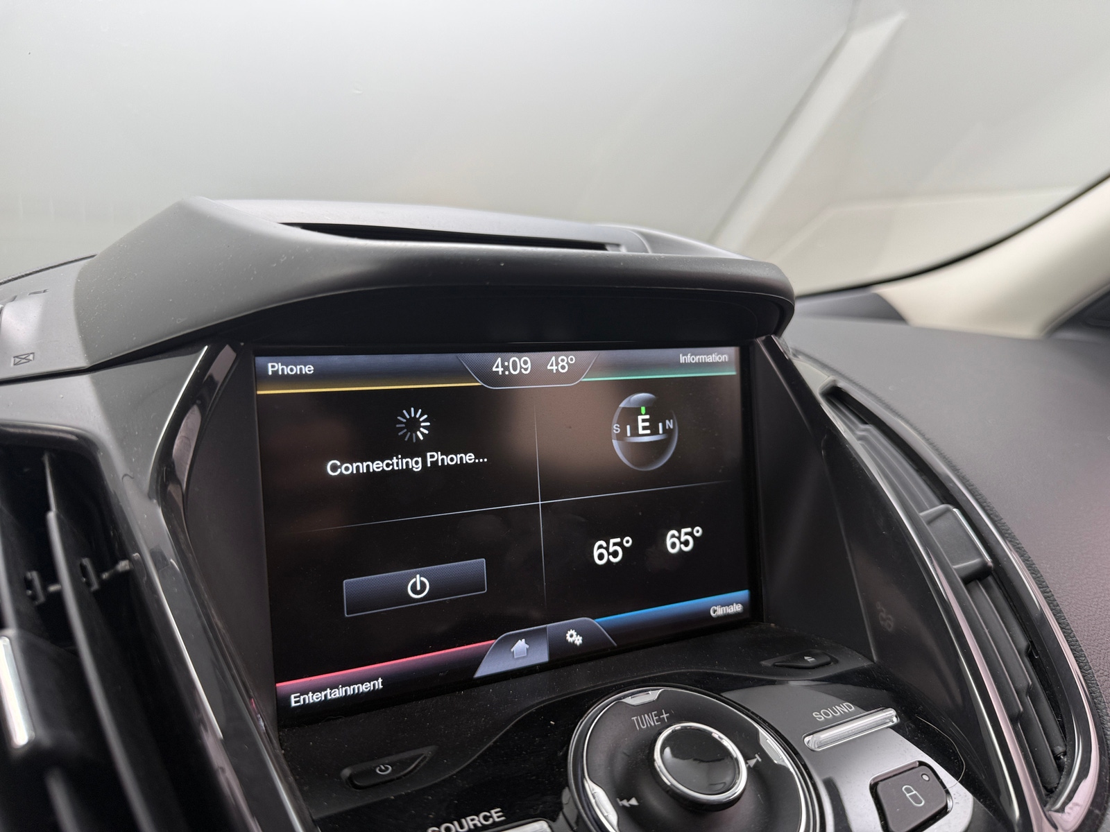 Thumbnail: 2014 Ford Escape - 3