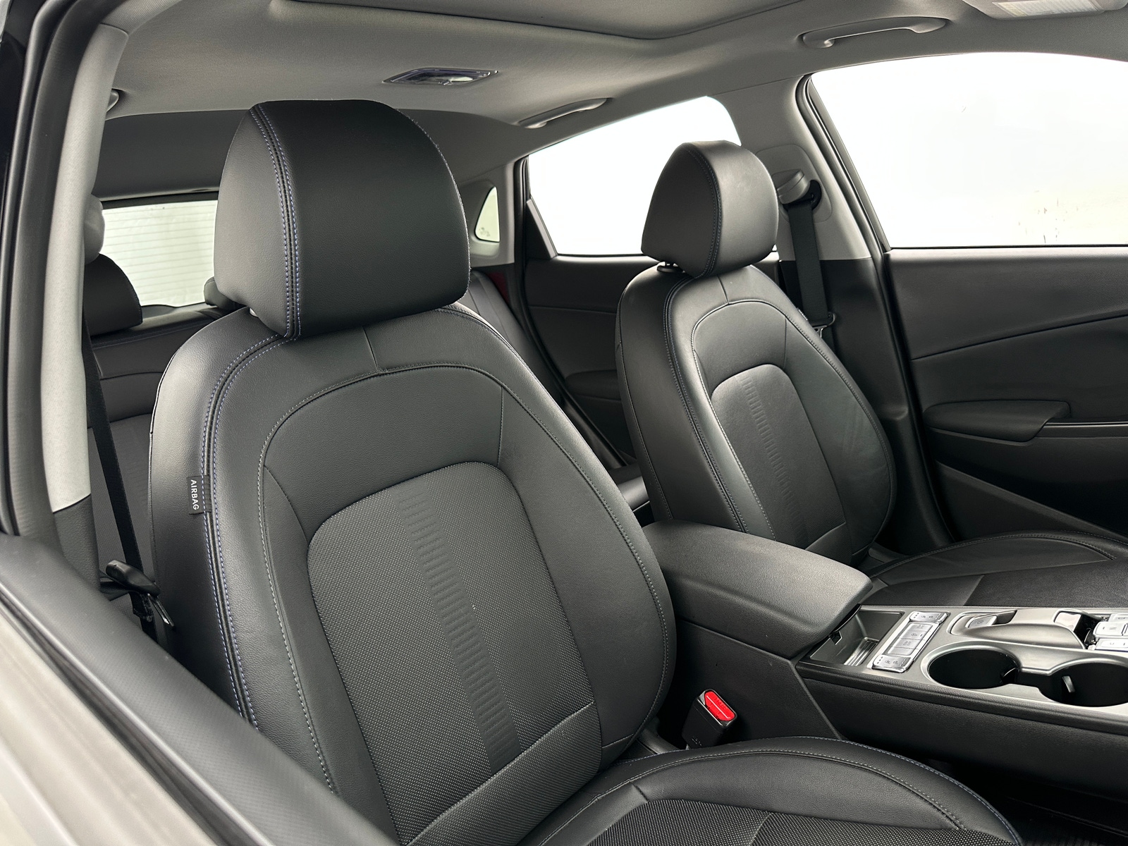 Thumbnail: 2023 Hyundai Kona - 2