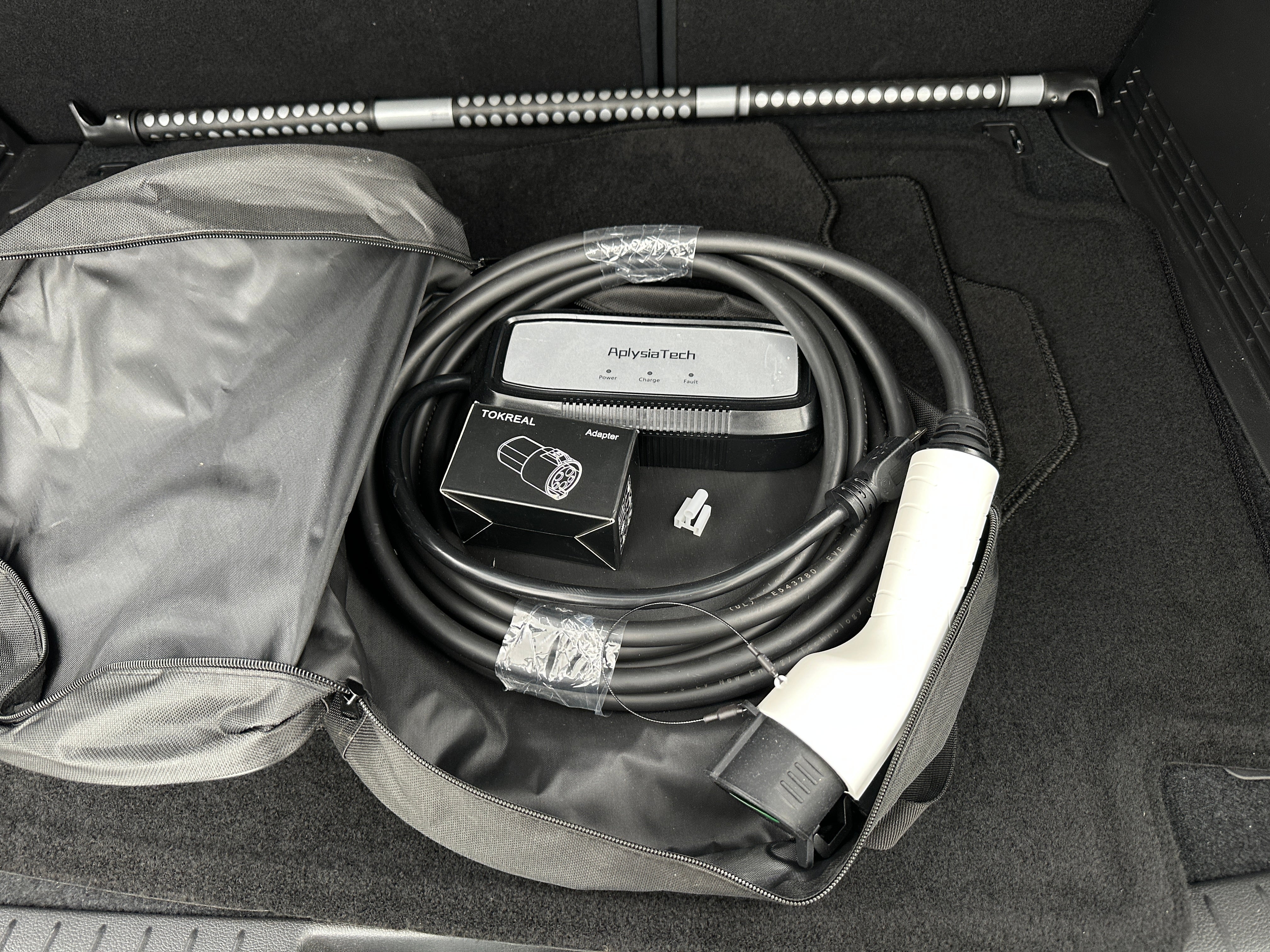 Used 2023 Hyundai Kona EV Limited with VIN KM8K53AG2PU173296 for sale in Oak Creek, WI