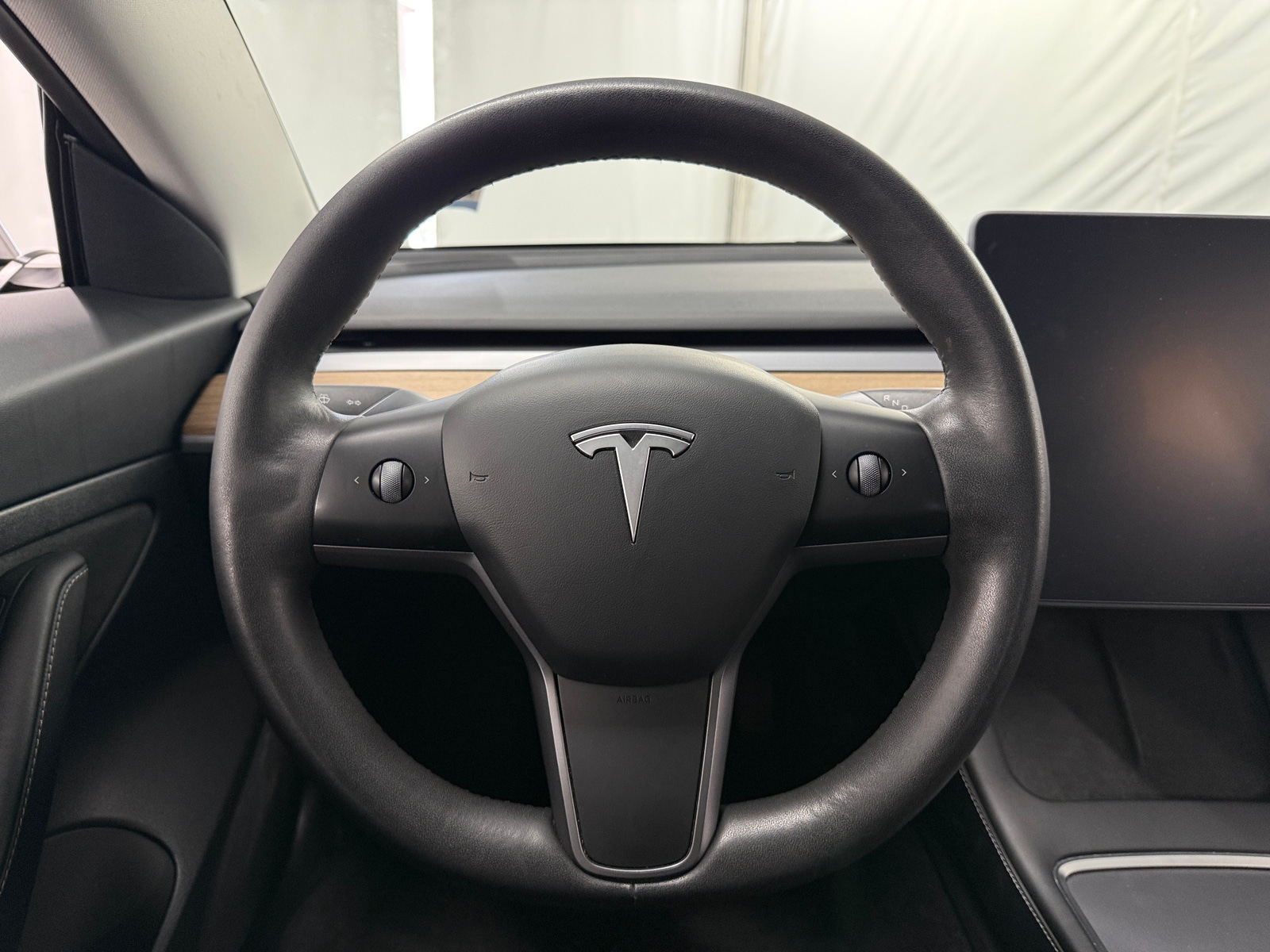 Thumbnail: 2021 Tesla Model 3 - 4