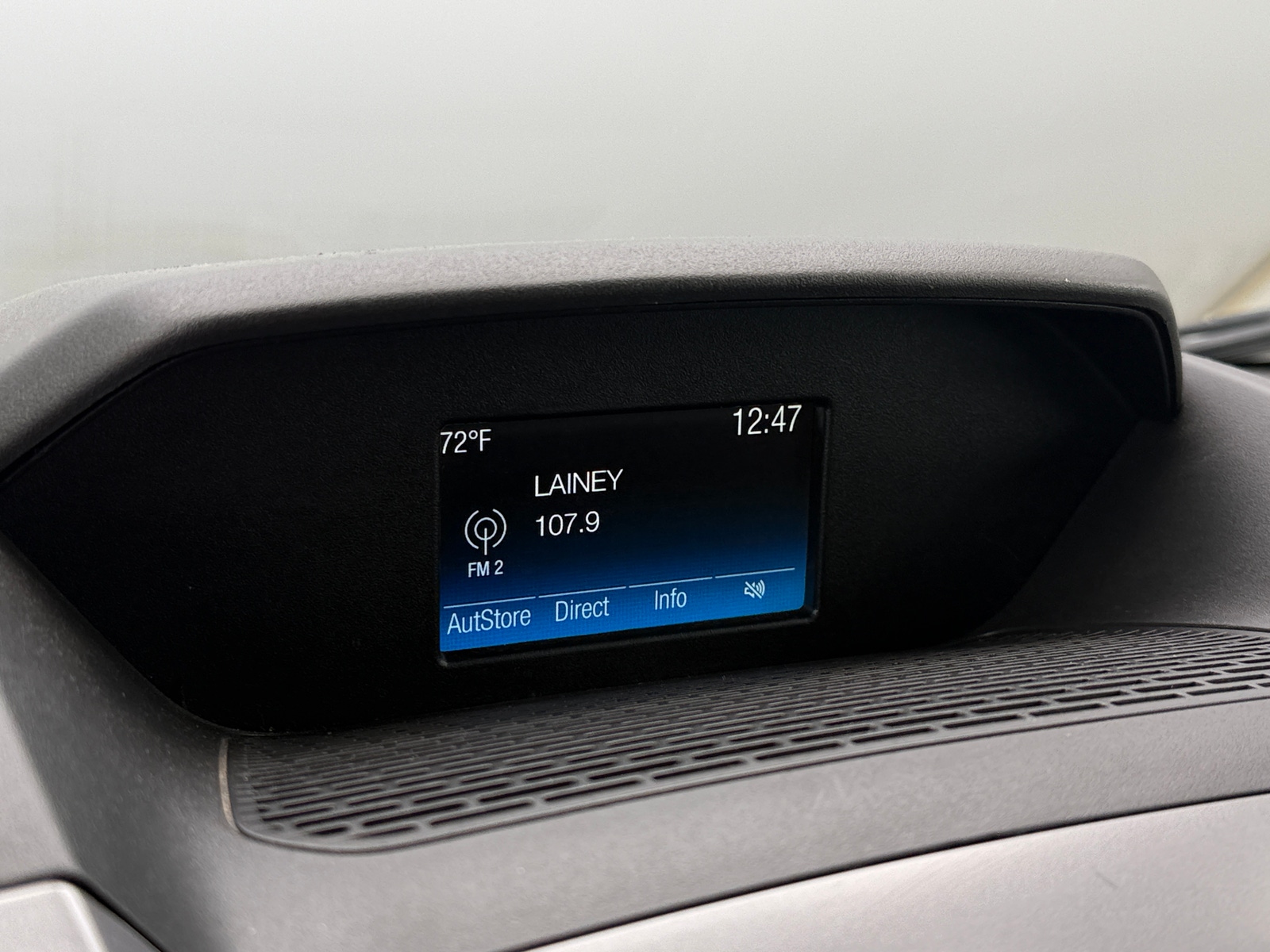 Thumbnail: 2019 Ford Transit Series - 4