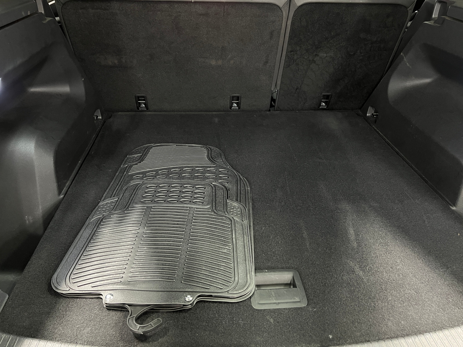 Thumbnail: 2025 Volkswagen Atlas - 6