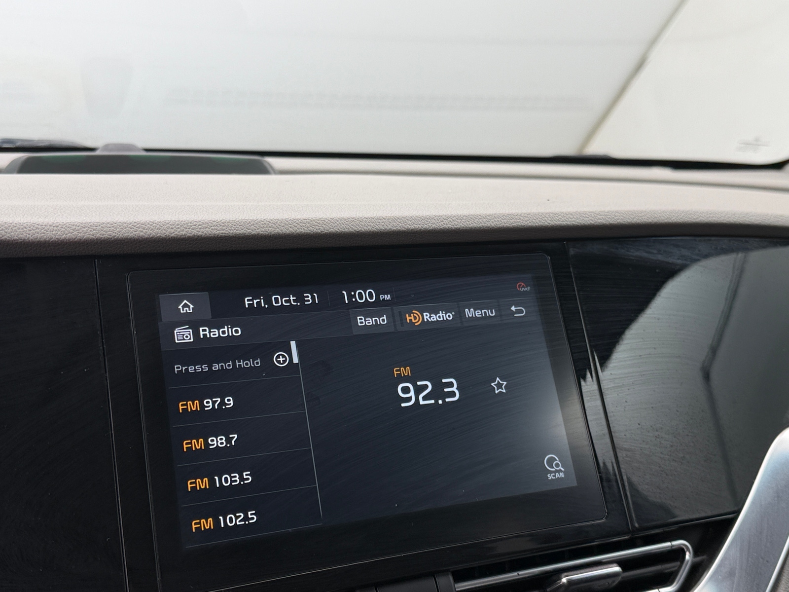 Thumbnail: 2020 Kia Niro - 4