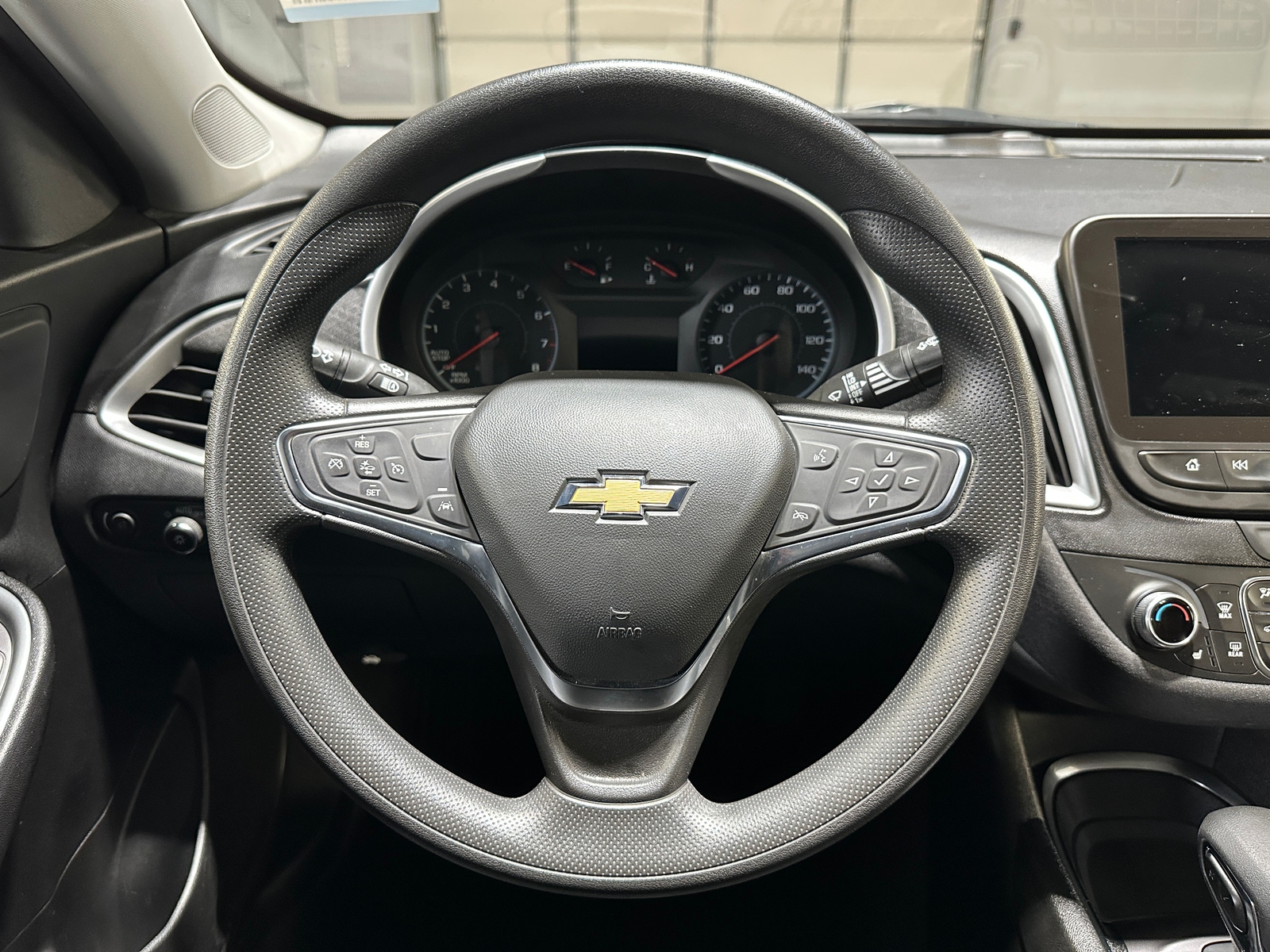 Thumbnail: 2024 Chevrolet Malibu - 5