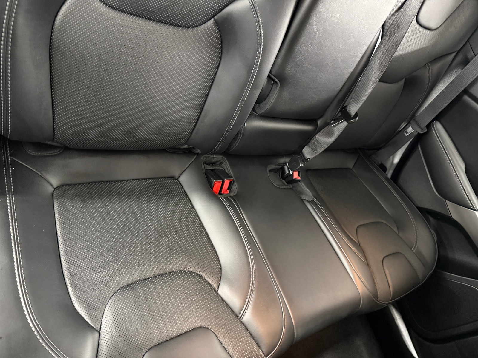 Thumbnail: 2020 Jeep Cherokee - 5