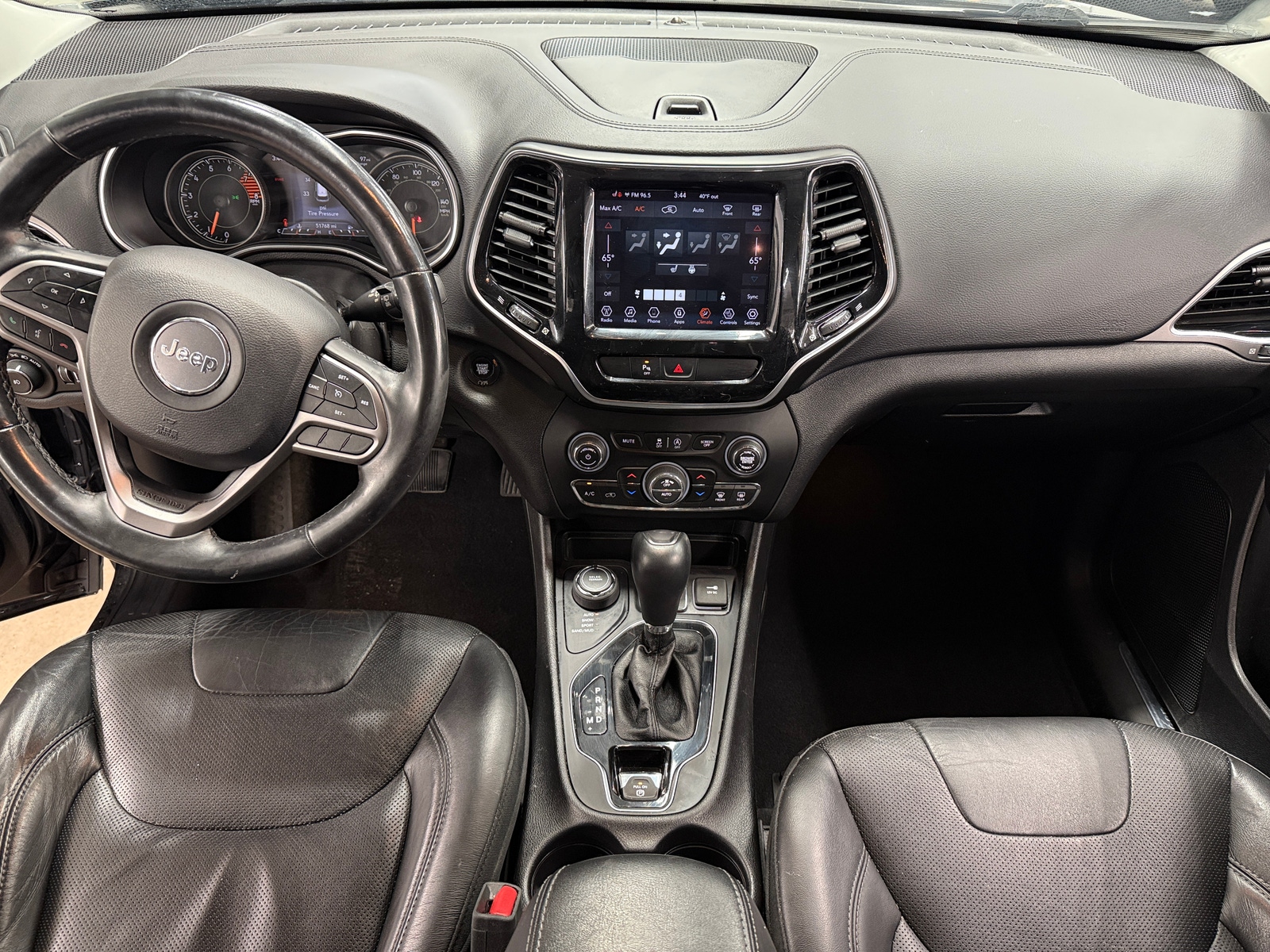 Thumbnail: 2020 Jeep Cherokee - 2