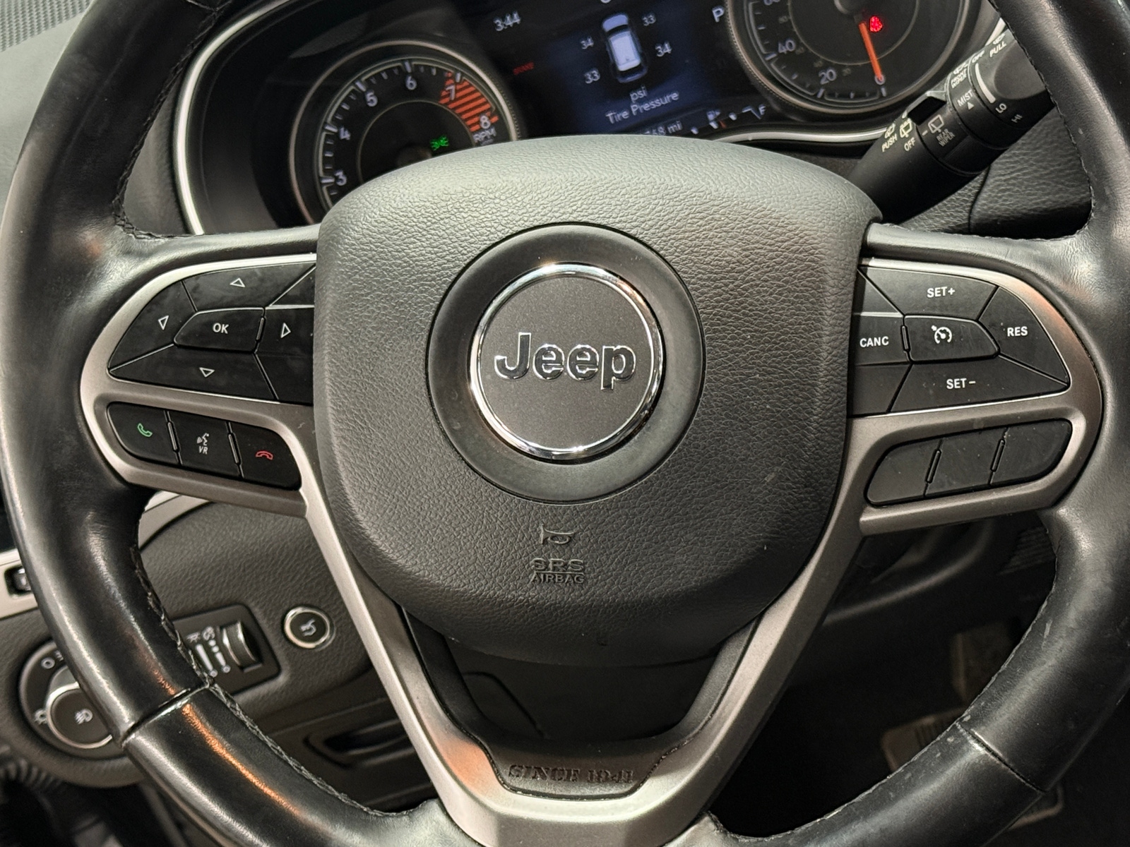 Thumbnail: 2020 Jeep Cherokee - 4