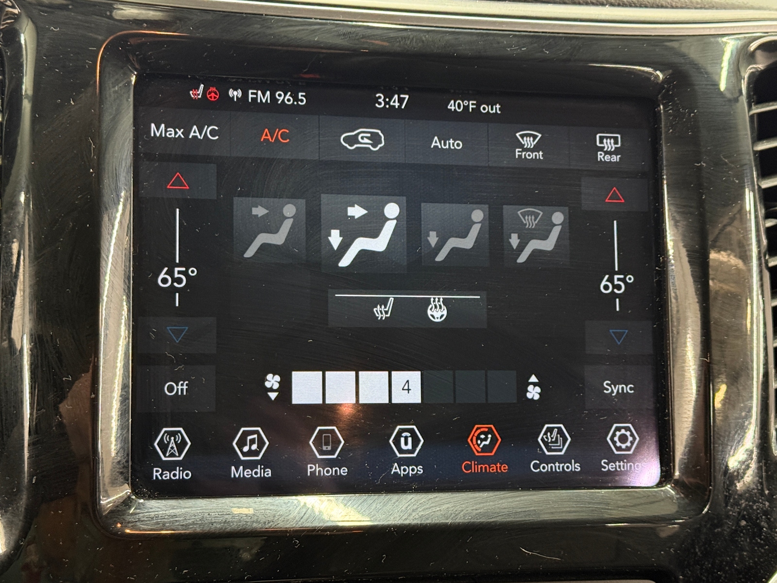 Thumbnail: 2020 Jeep Cherokee - 3