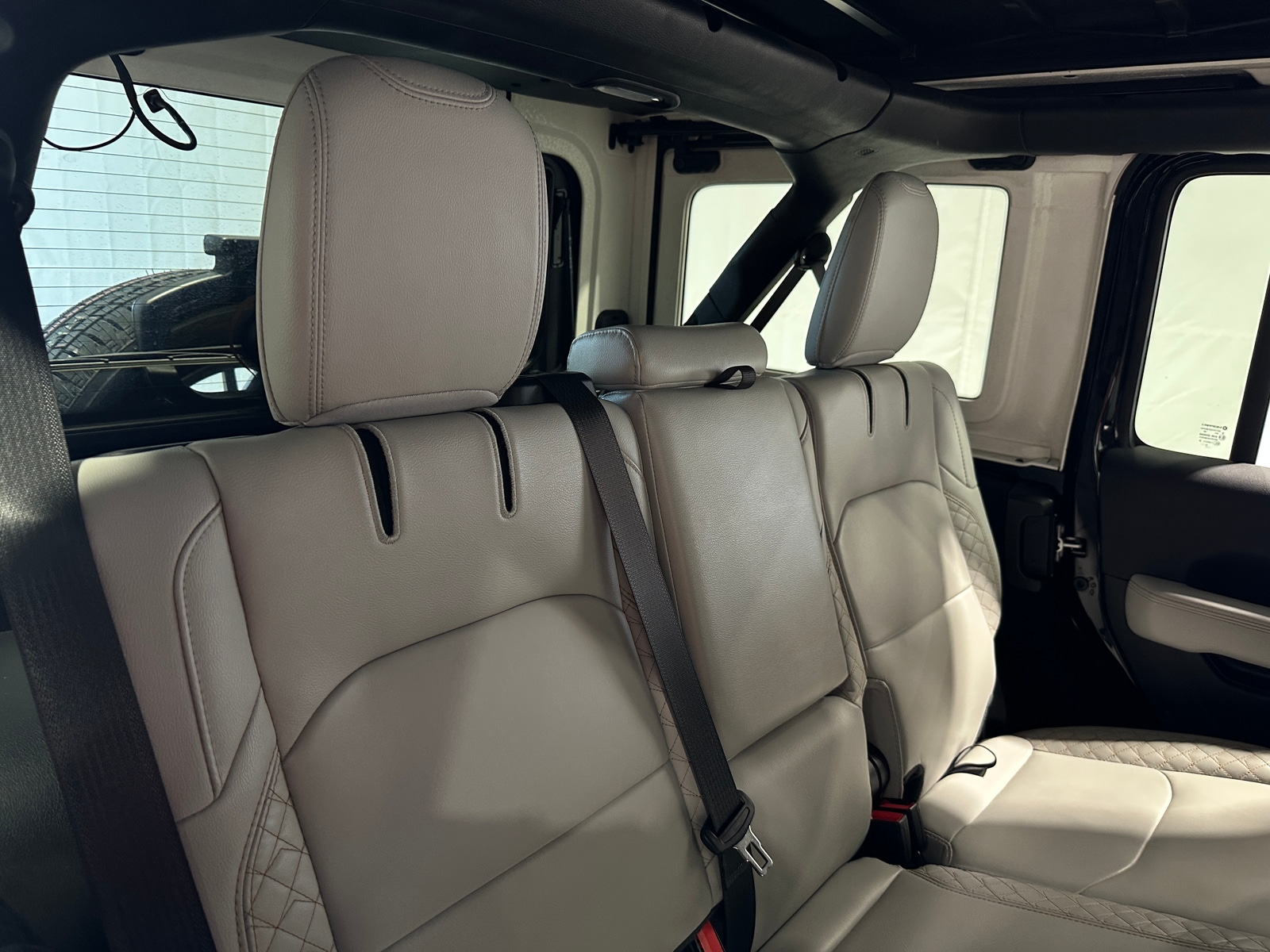 Thumbnail: 2023 Jeep Wrangler - 5