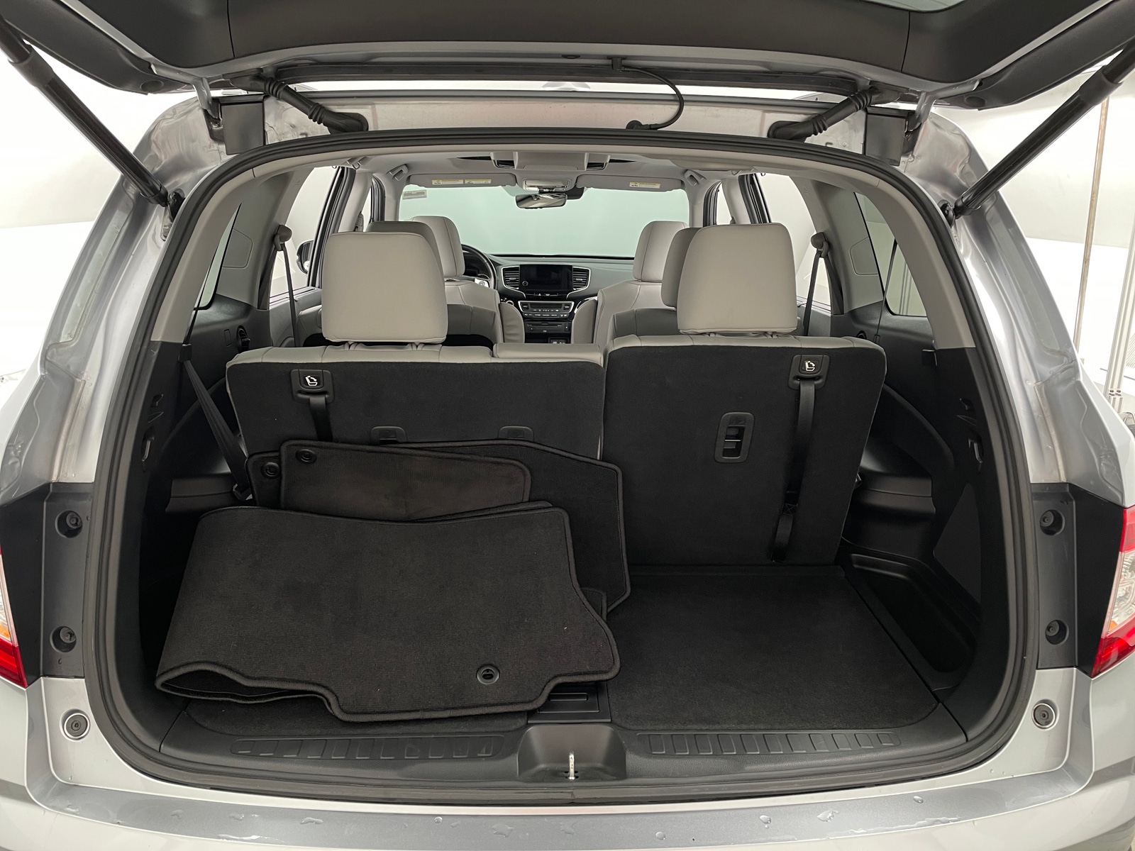 Thumbnail: 2019 Honda Pilot - 6