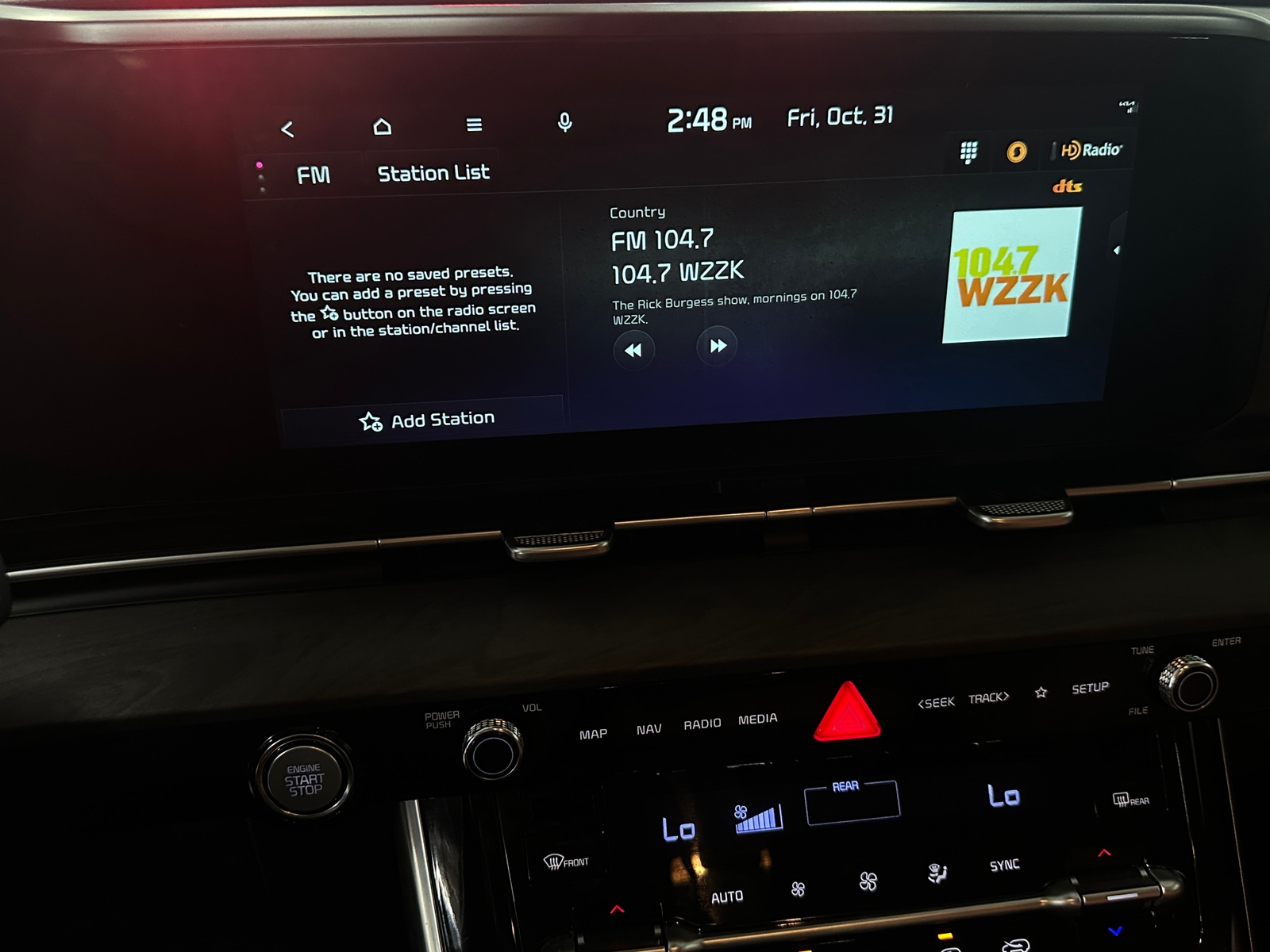 Thumbnail: 2023 Kia Carnival - 3