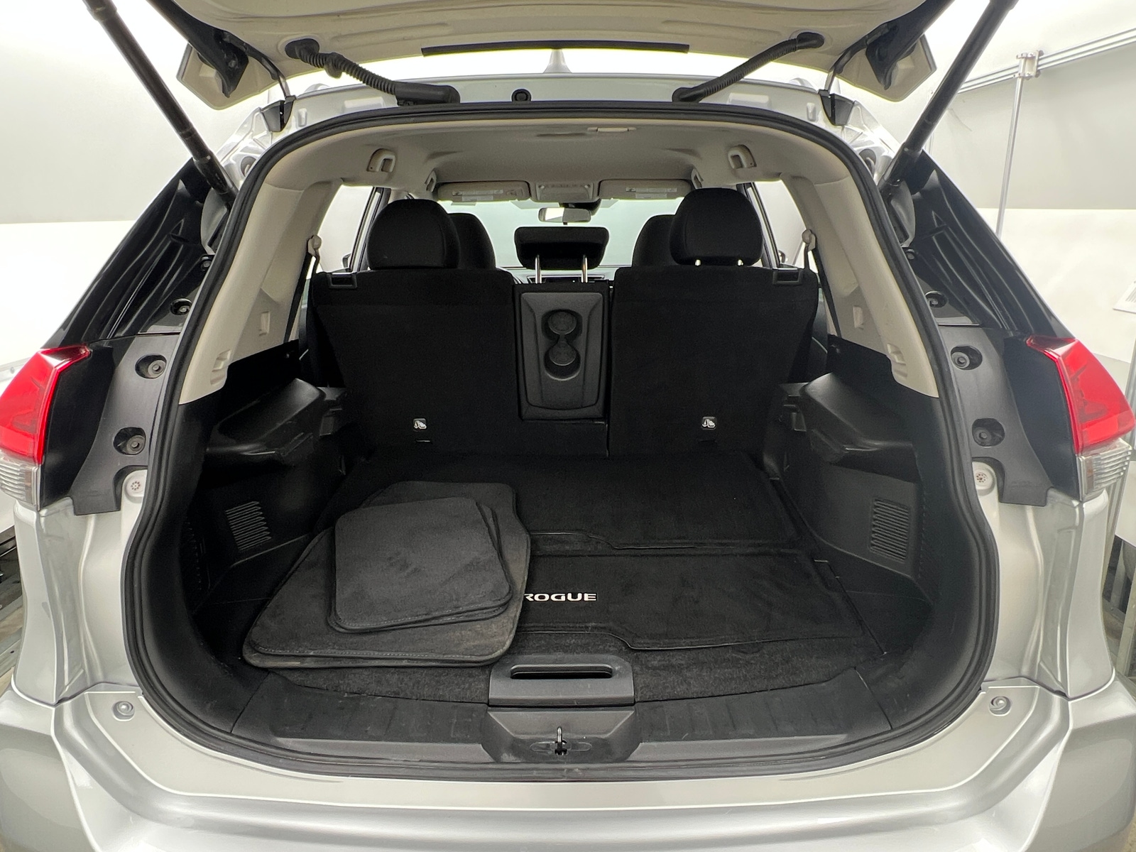 Thumbnail: 2019 Nissan Rogue - 7