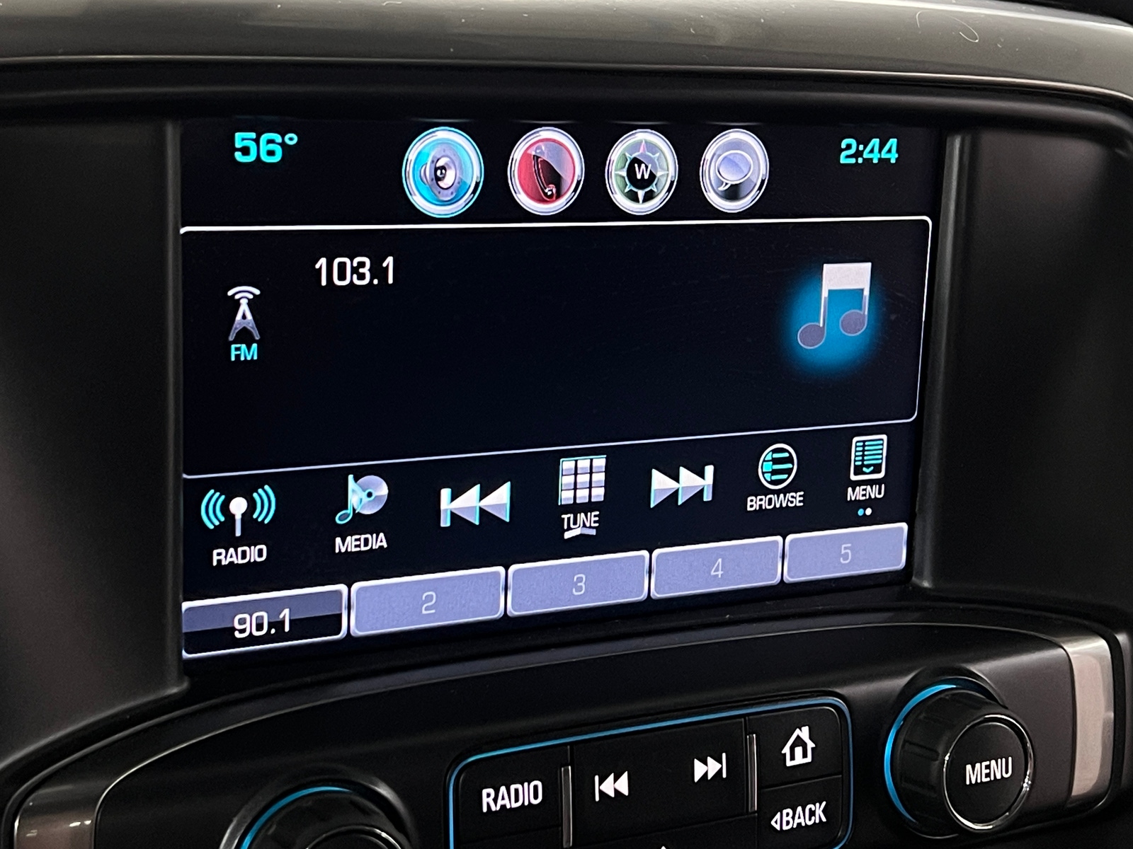 Thumbnail: 2016 Chevrolet Silverado 1500 - 4