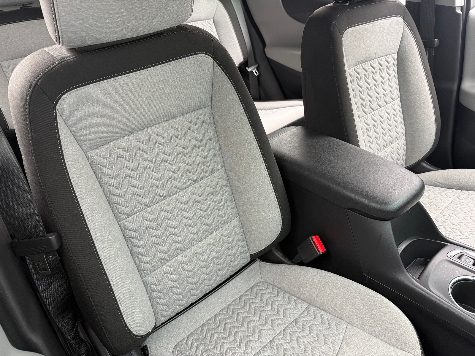 Thumbnail: 2023 Chevrolet Equinox - 2