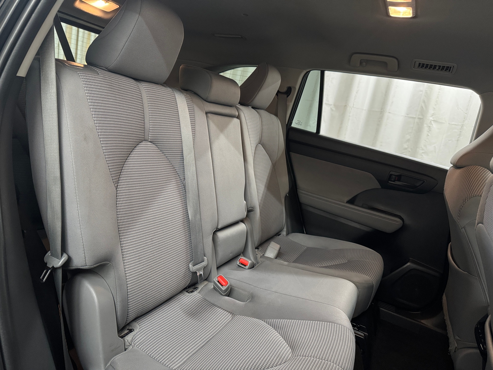 Thumbnail: 2023 Toyota Highlander - 6