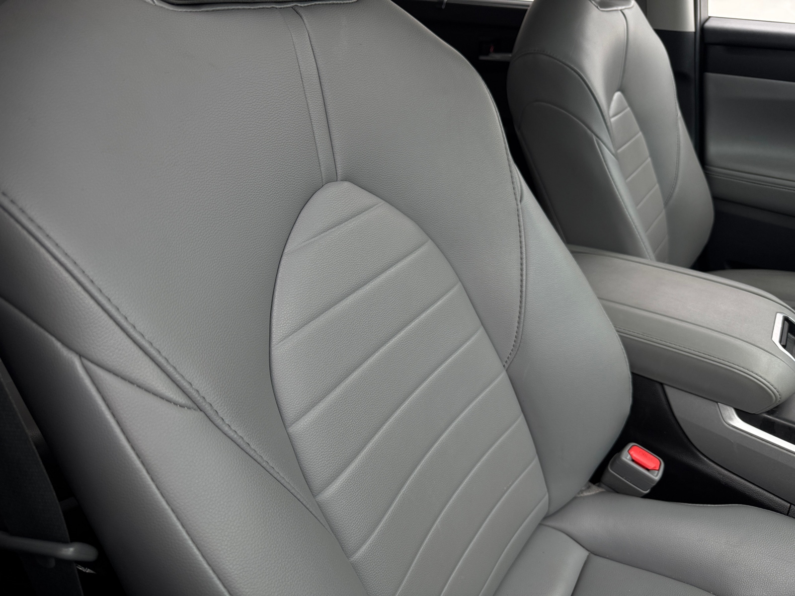 Thumbnail: 2021 Toyota Highlander - 2