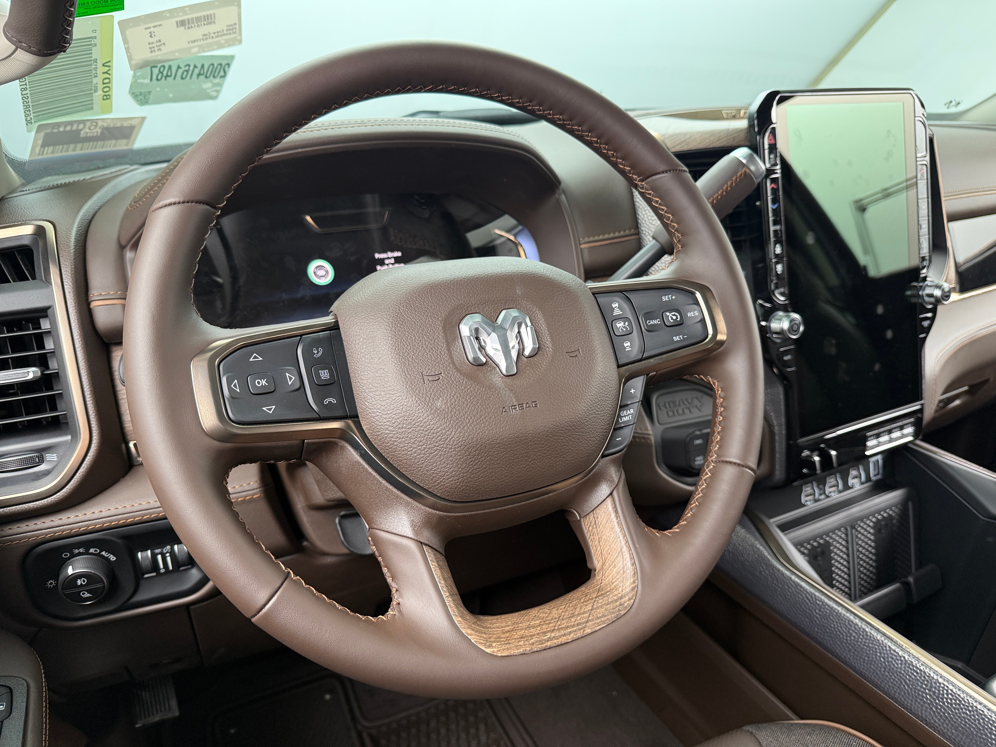 2026 RAM 2500 Limited - Photo 8