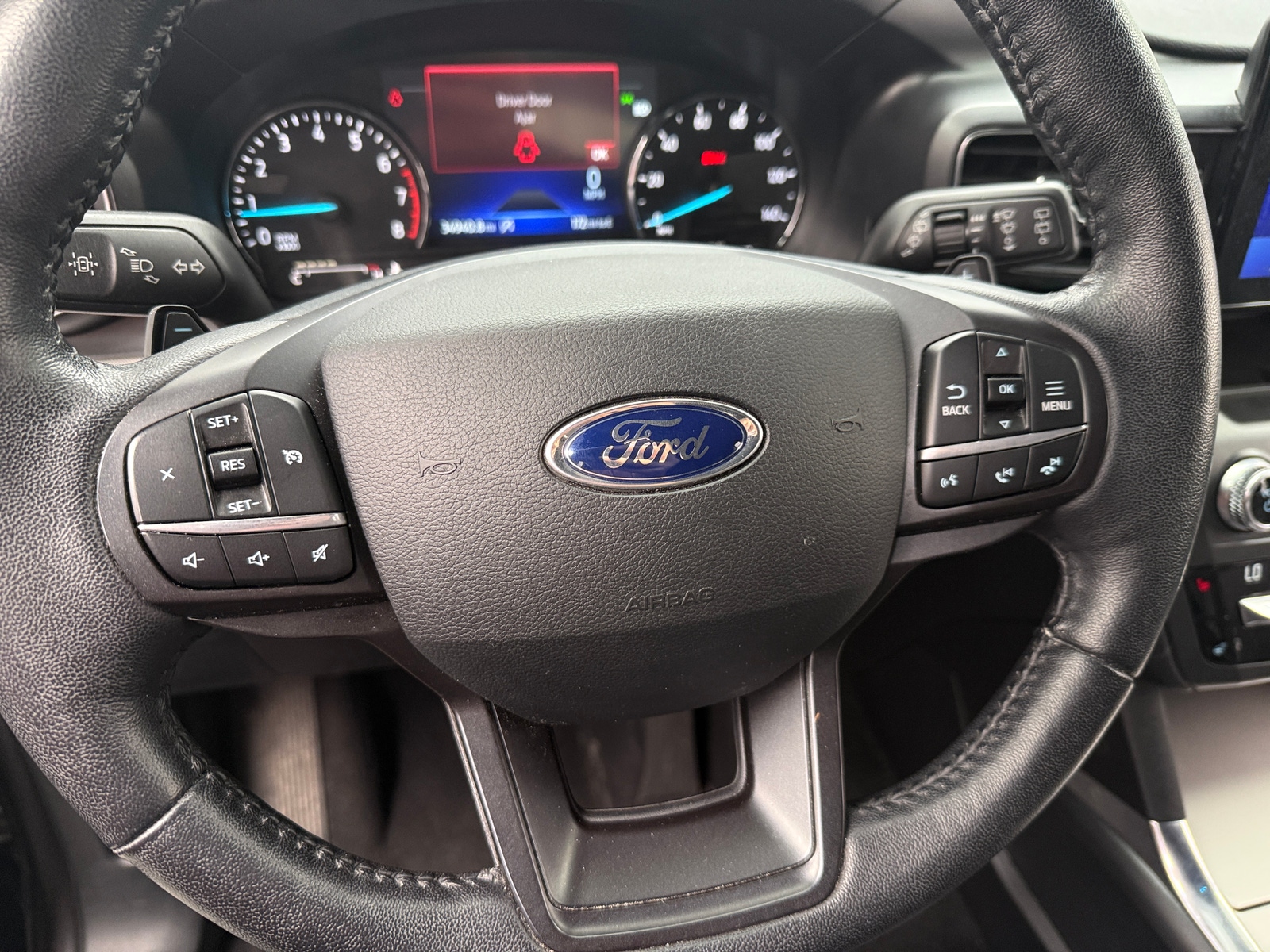 Thumbnail: 2020 Ford Explorer - 5