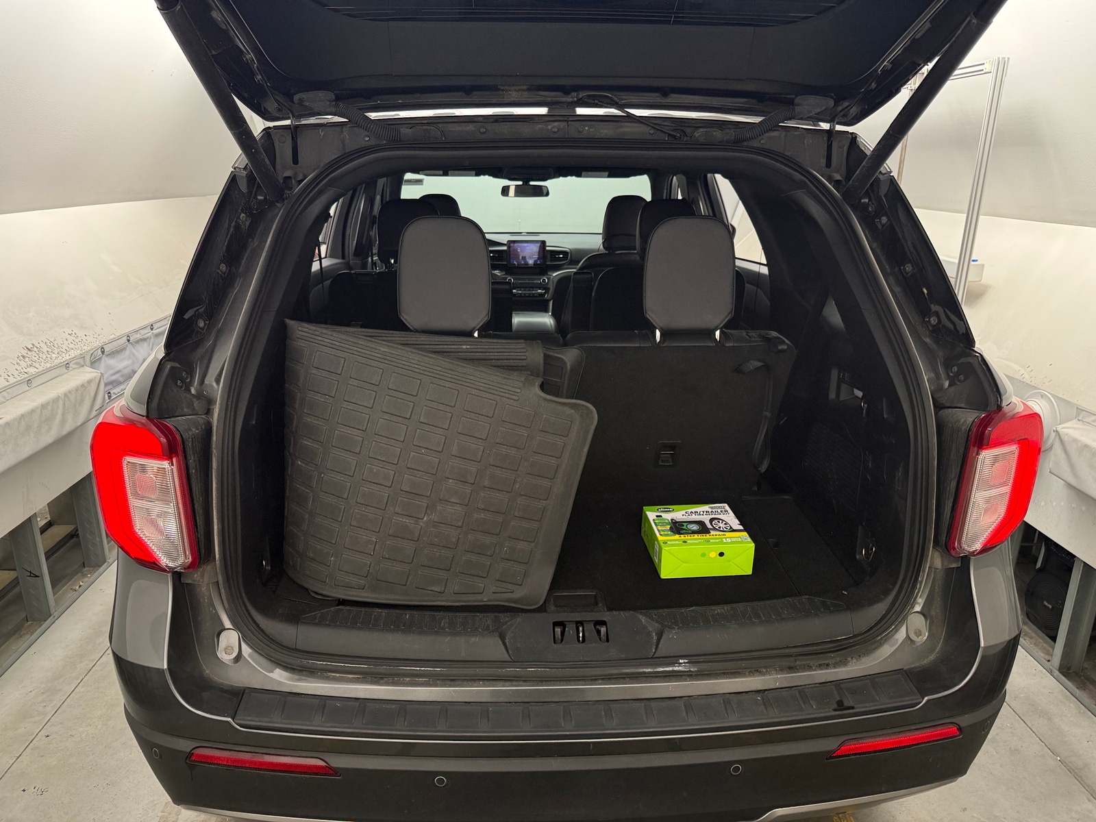 Thumbnail: 2020 Ford Explorer - 7