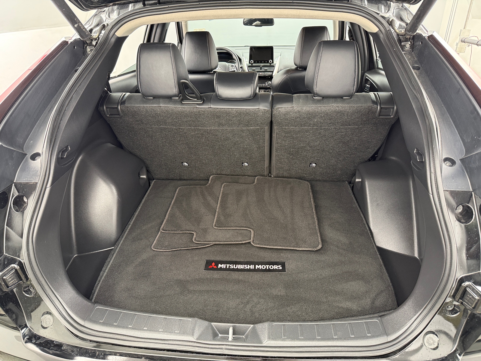 Thumbnail: 2025 Mitsubishi Eclipse Cross - 7