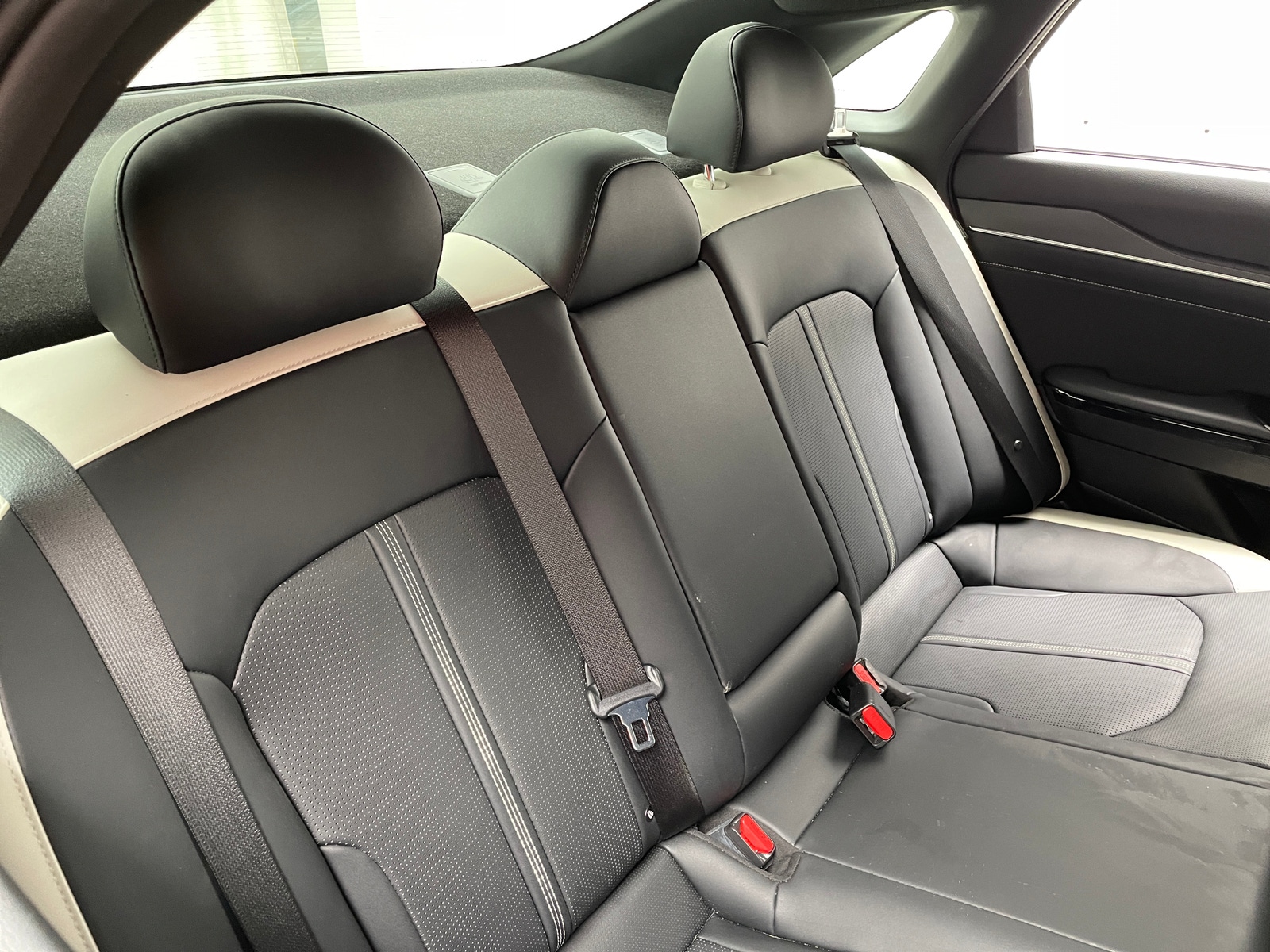 Thumbnail: 2025 Kia K5 - 5