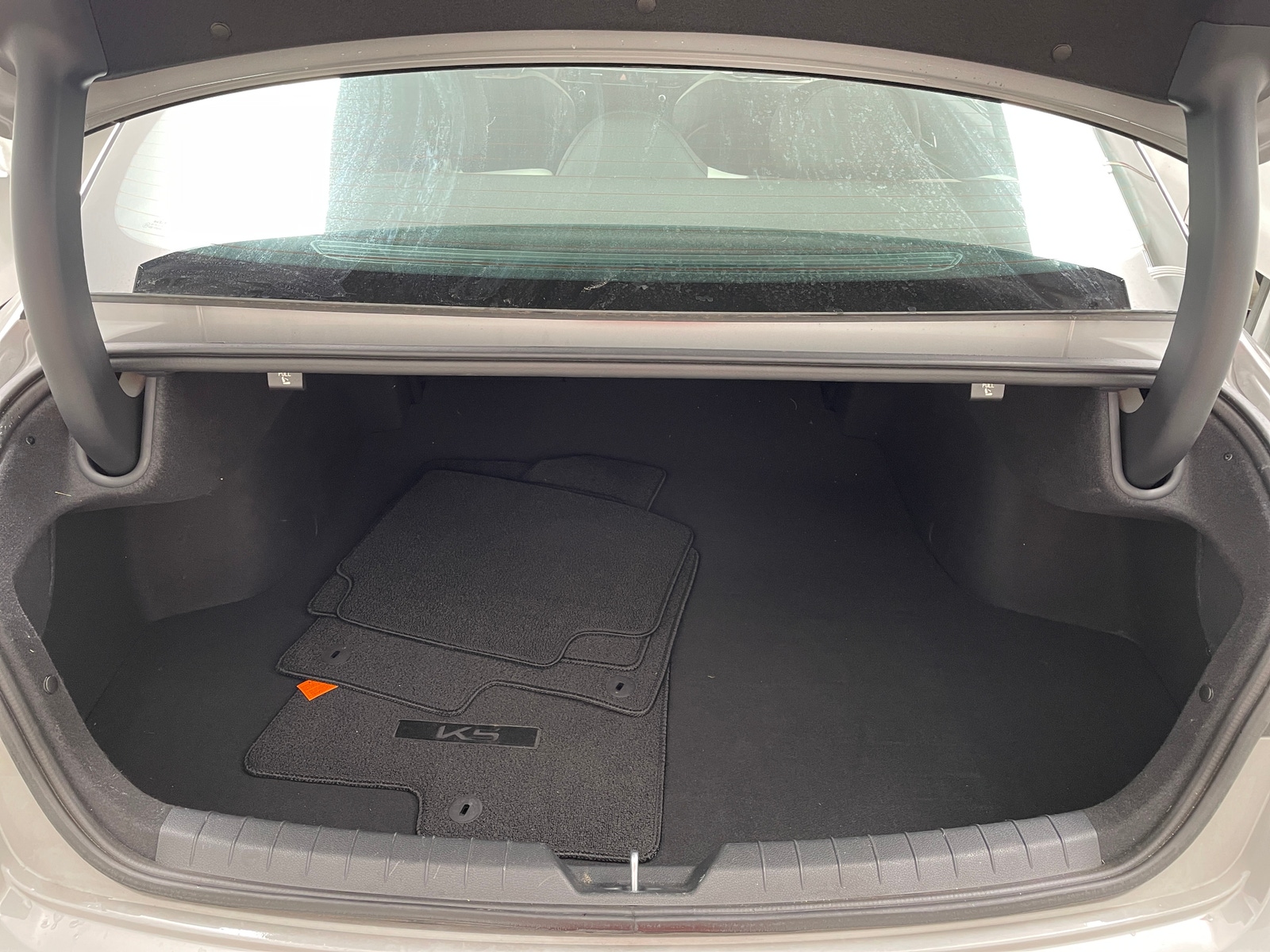 Thumbnail: 2025 Kia K5 - 6