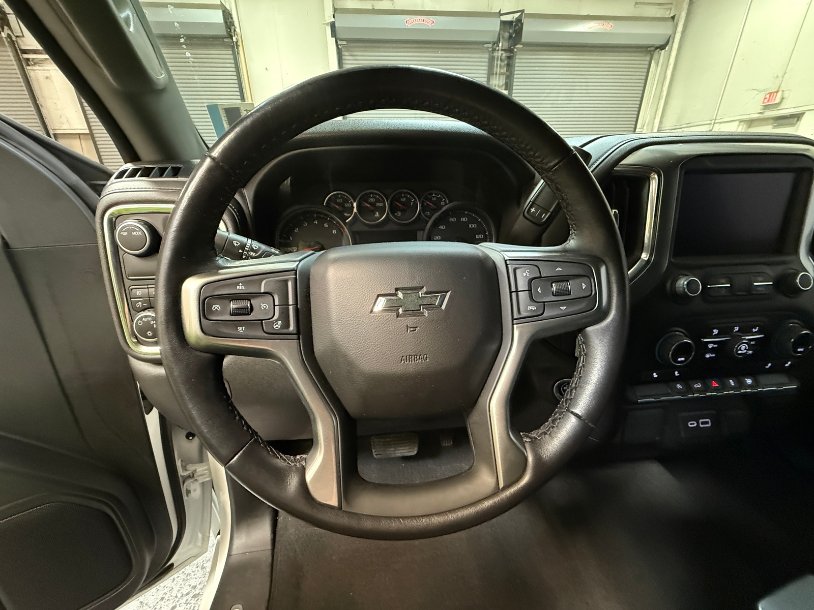 Thumbnail: 2021 Chevrolet Silverado 1500 - 5