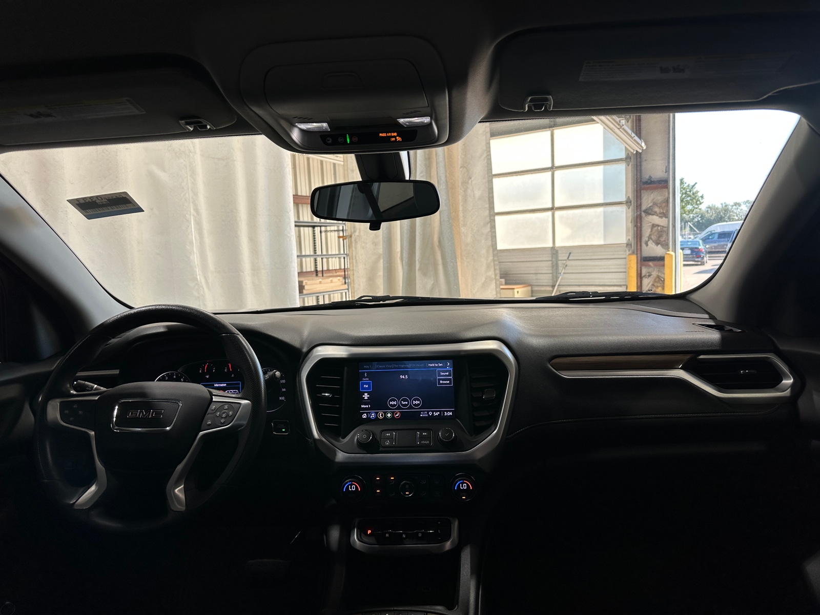 Thumbnail: 2021 GMC Acadia - 3