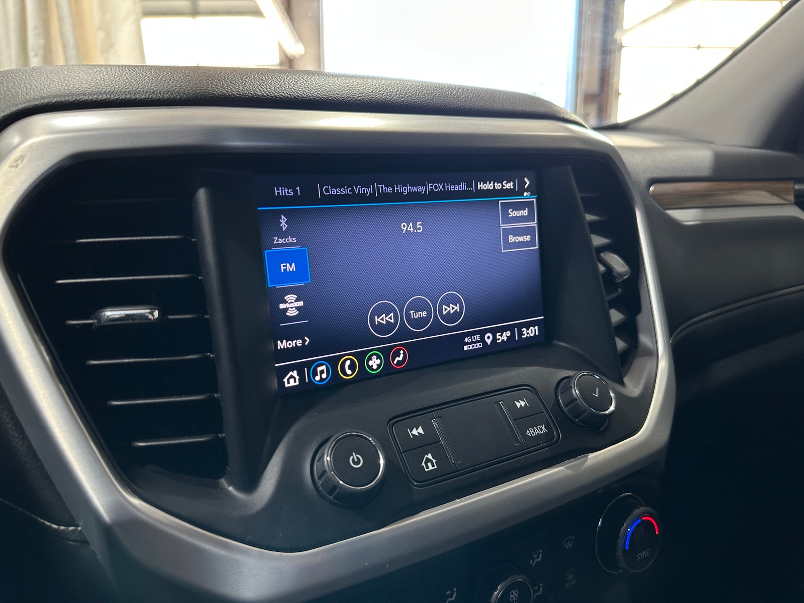 Thumbnail: 2021 GMC Acadia - 4