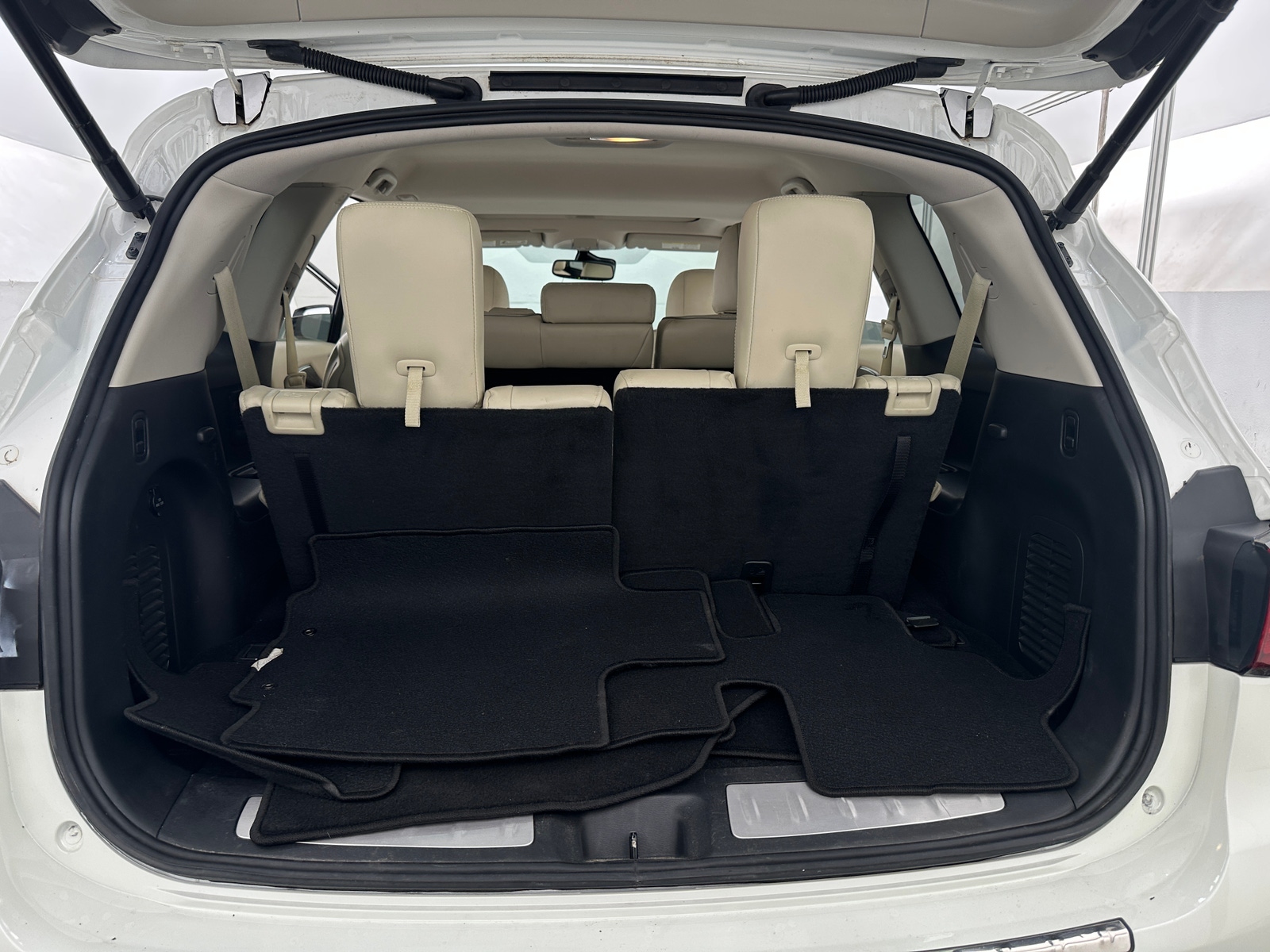 Thumbnail: 2020 INFINITI QX60 - 6