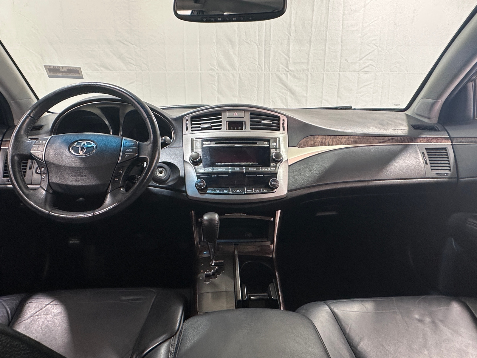 Thumbnail: 2012 Toyota Avalon - 3