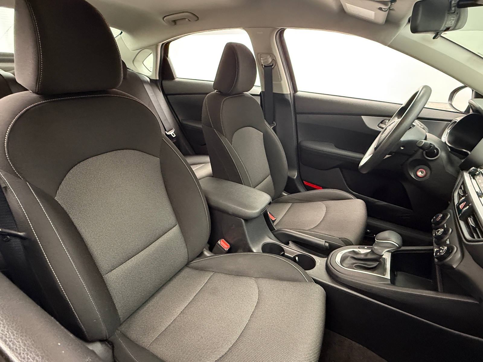 Thumbnail: 2024 Kia Forte - 2