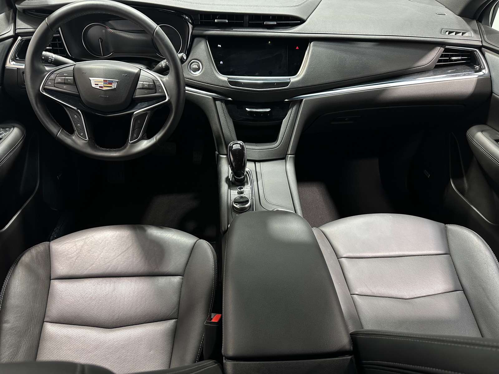 Thumbnail: 2025 Cadillac XT5 - 2