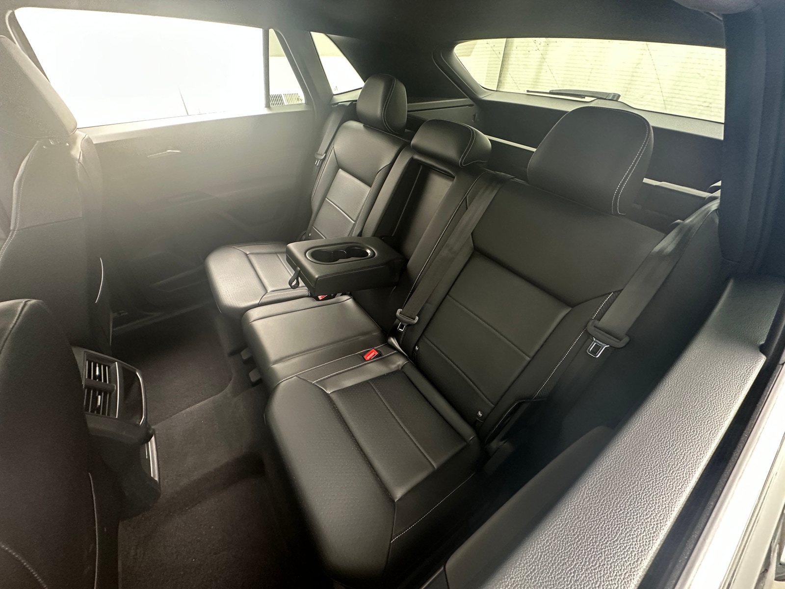 Thumbnail: 2022 Volkswagen Atlas - 5