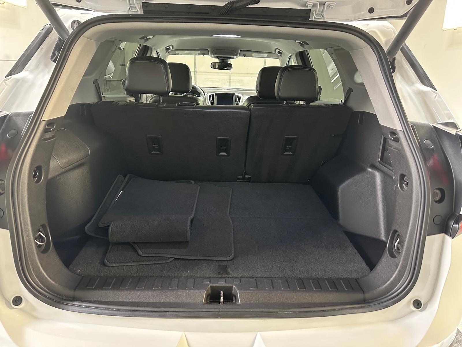 Thumbnail: 2024 GMC Terrain - 6