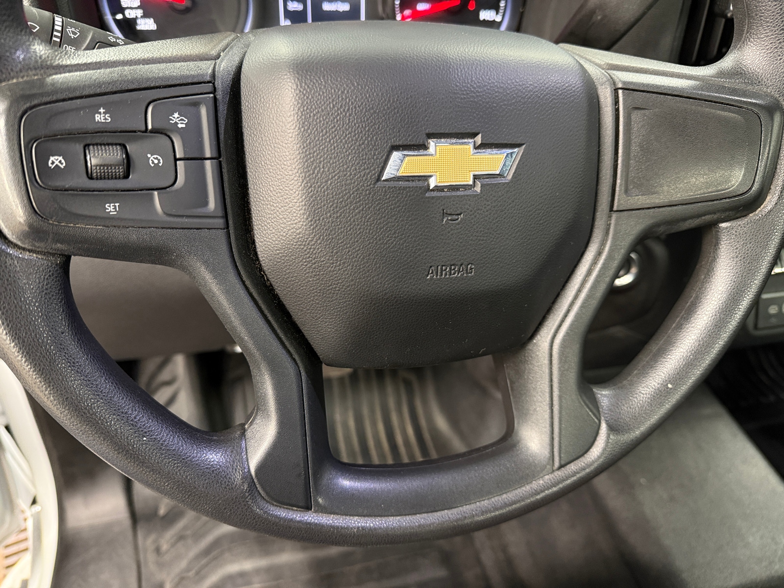 Thumbnail: 2024 Chevrolet Silverado 1500 - 5