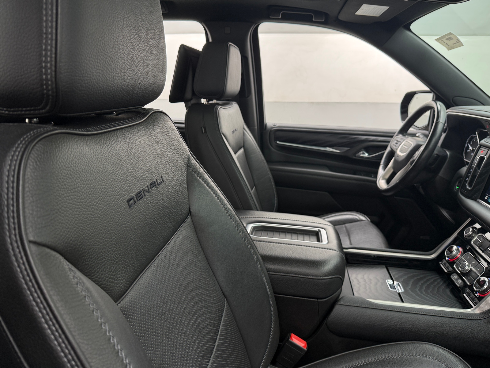 Thumbnail: 2021 GMC Yukon XL - 2