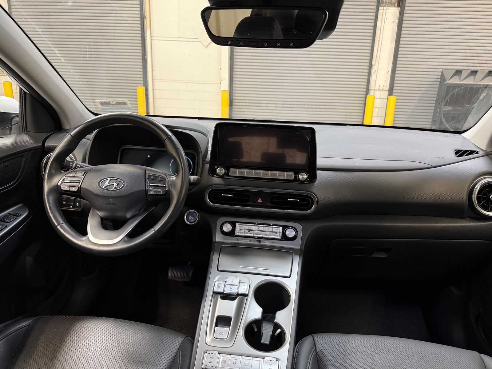 Thumbnail: 2022 Hyundai Kona - 2